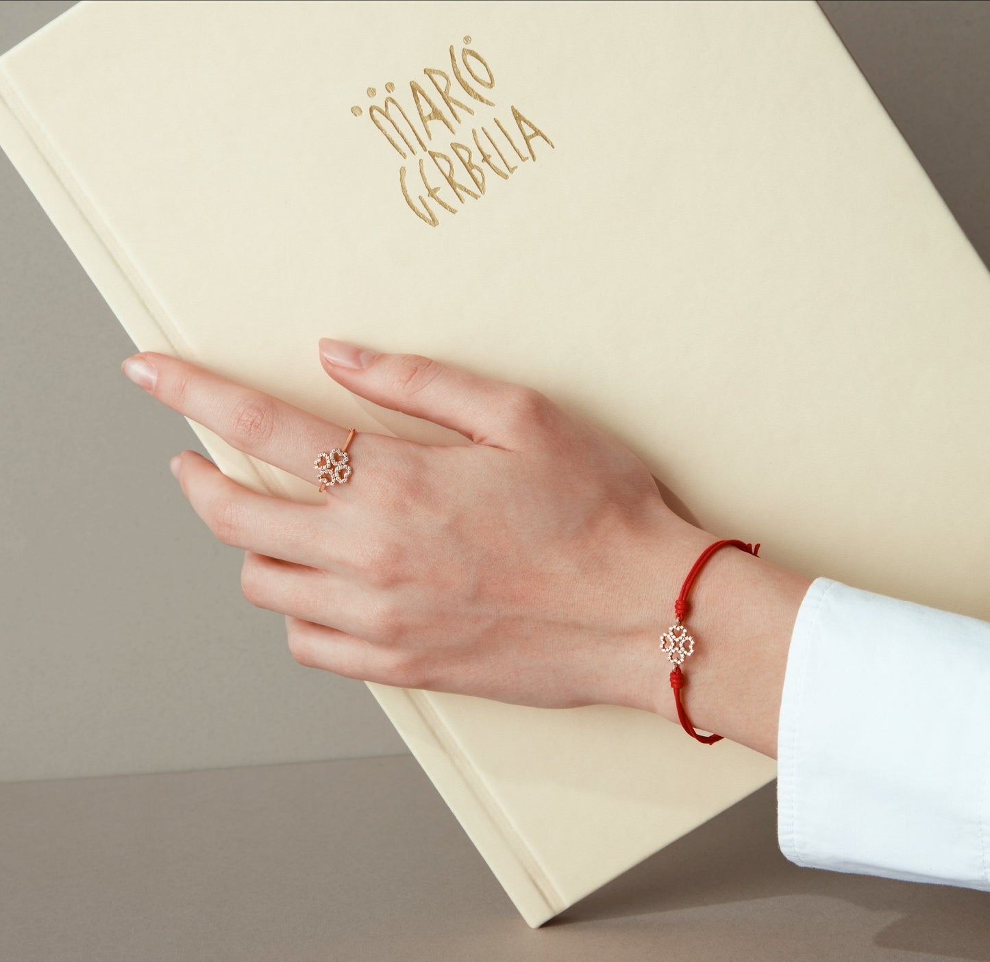 Marco Gerbella Anello quadrifoglio a filo e diamanti