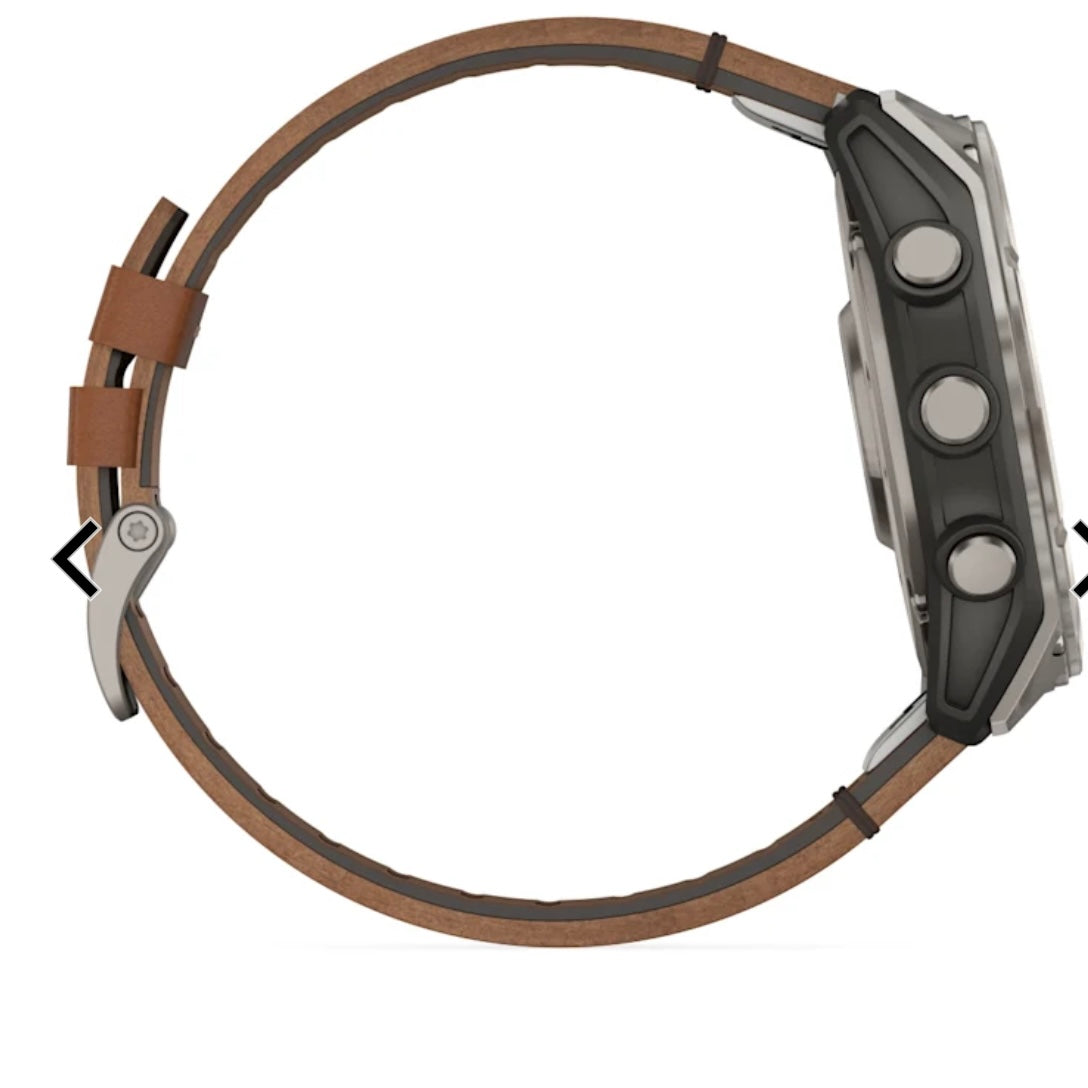 Garmin fenix 8 x- 51 mm, AMOLED Sapphire, Titanio, Carbon Gray DLC con cinturino in silicone e pelle marrone